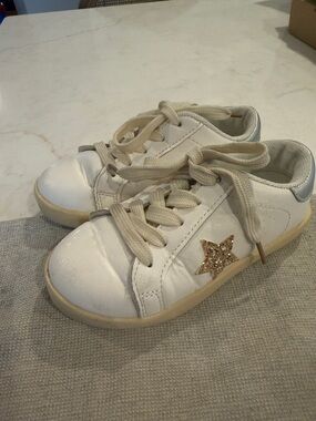 Kids Girls White Glitter Sparkle Star Sneakers